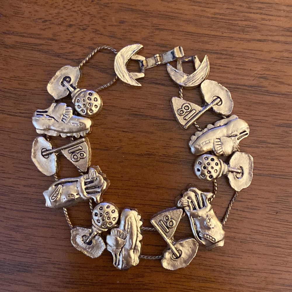 Vintage golf themed charm bracelet - Picture 2 of 5